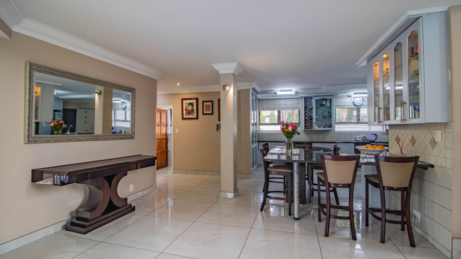4 Bedroom Property for Sale in Bedfordview Gauteng