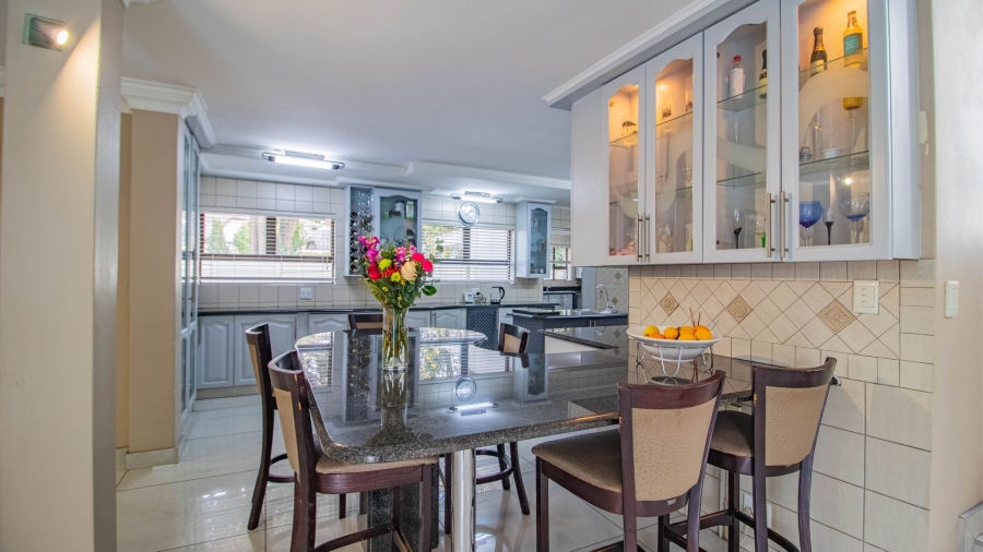 4 Bedroom Property for Sale in Bedfordview Gauteng