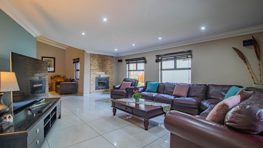 4 Bedroom Property for Sale in Bedfordview Gauteng