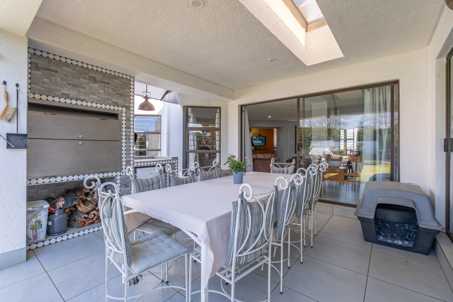 3 Bedroom Property for Sale in Magaliessig Gauteng