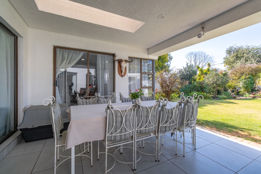 3 Bedroom Property for Sale in Magaliessig Gauteng