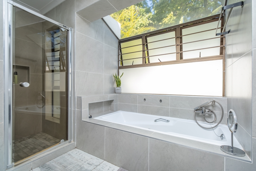 3 Bedroom Property for Sale in Magaliessig Gauteng