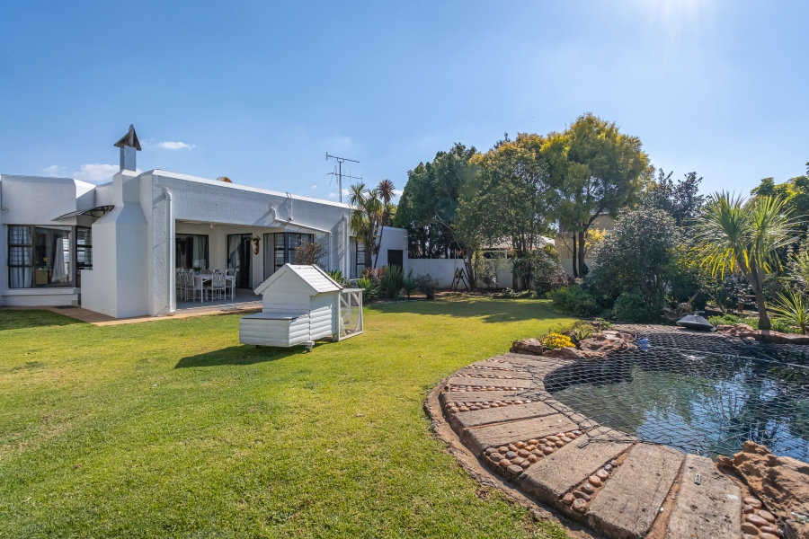 3 Bedroom Property for Sale in Magaliessig Gauteng