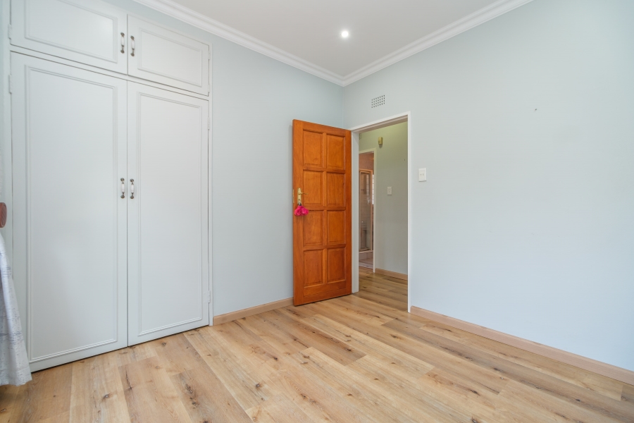 To Let 4 Bedroom Property for Rent in Constantia Kloof Gauteng