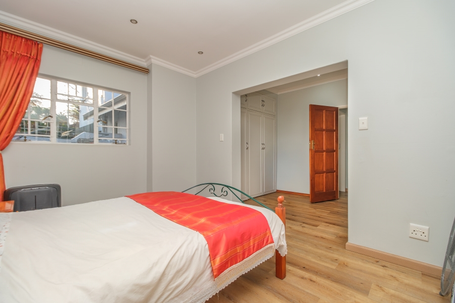 To Let 4 Bedroom Property for Rent in Constantia Kloof Gauteng