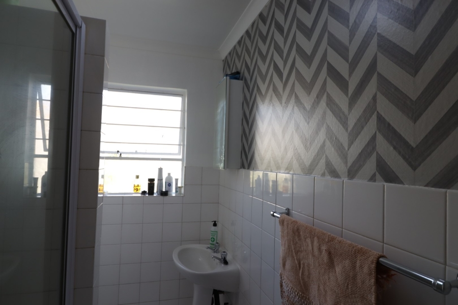 3 Bedroom Property for Sale in Edenburg Gauteng
