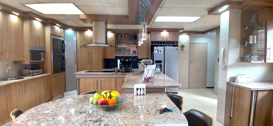 4 Bedroom Property for Sale in Golf Park Gauteng