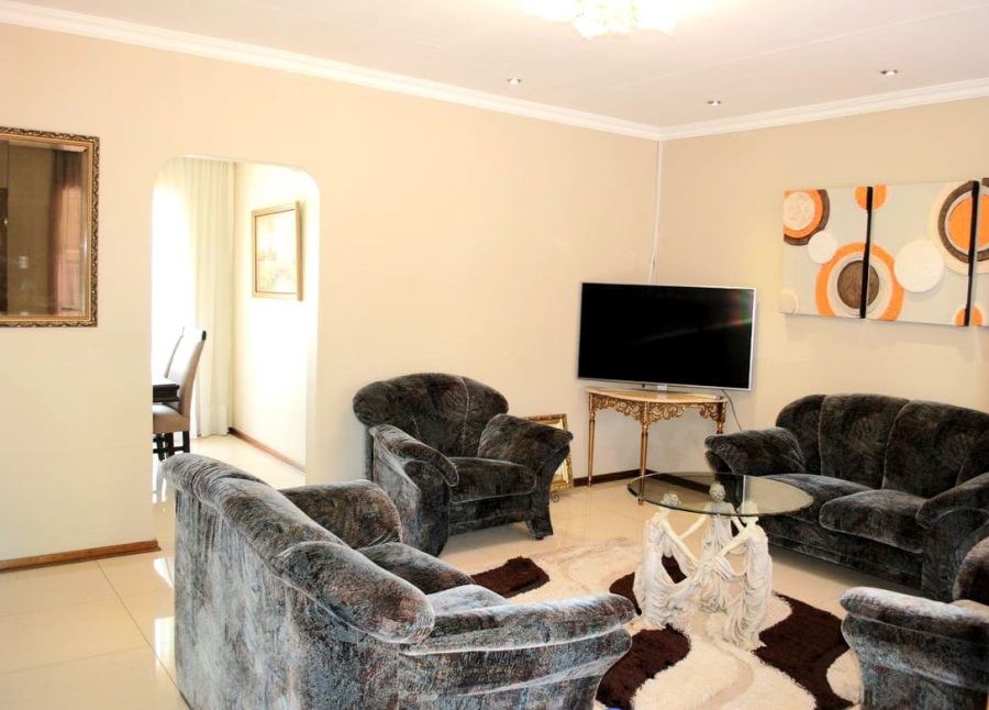4 Bedroom Property for Sale in Golf Park Gauteng