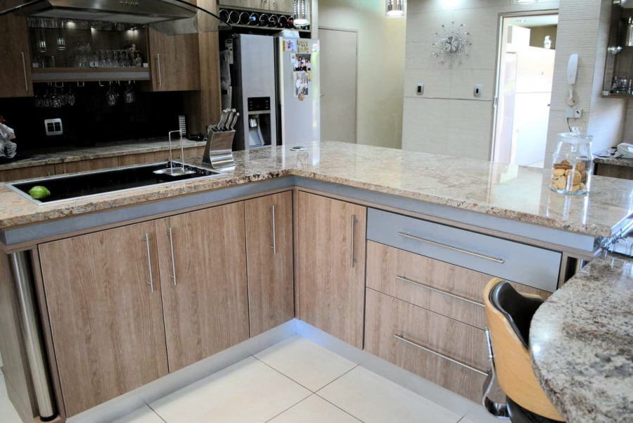 4 Bedroom Property for Sale in Golf Park Gauteng
