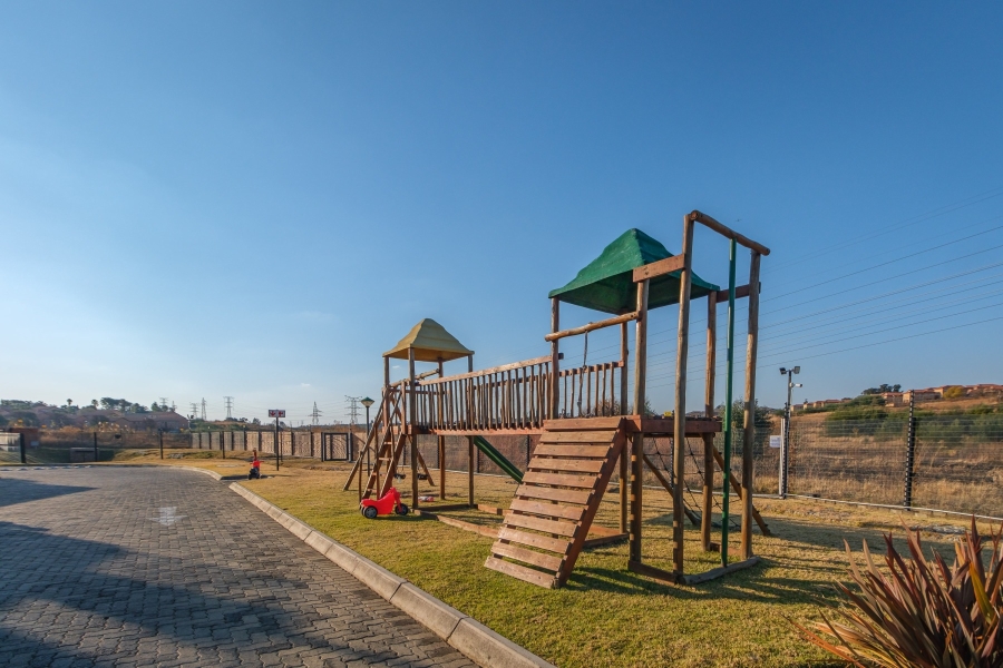 3 Bedroom Property for Sale in Wilgeheuwel Gauteng