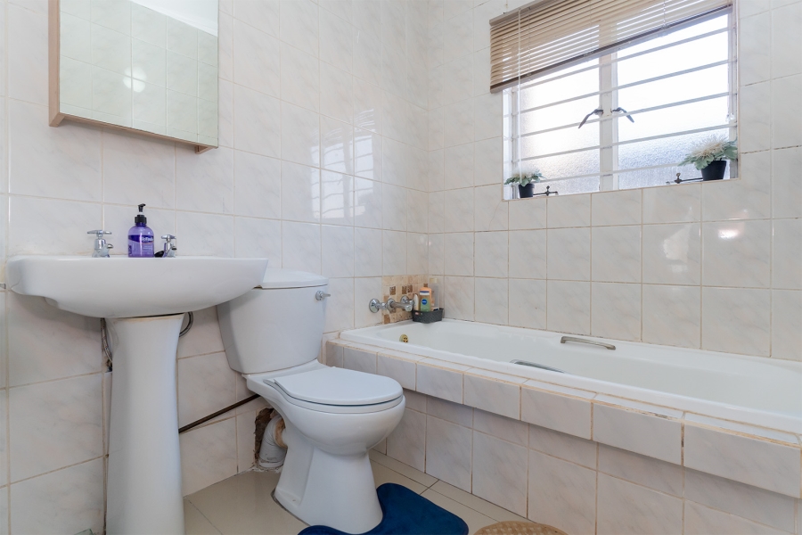 3 Bedroom Property for Sale in Primrose Gauteng