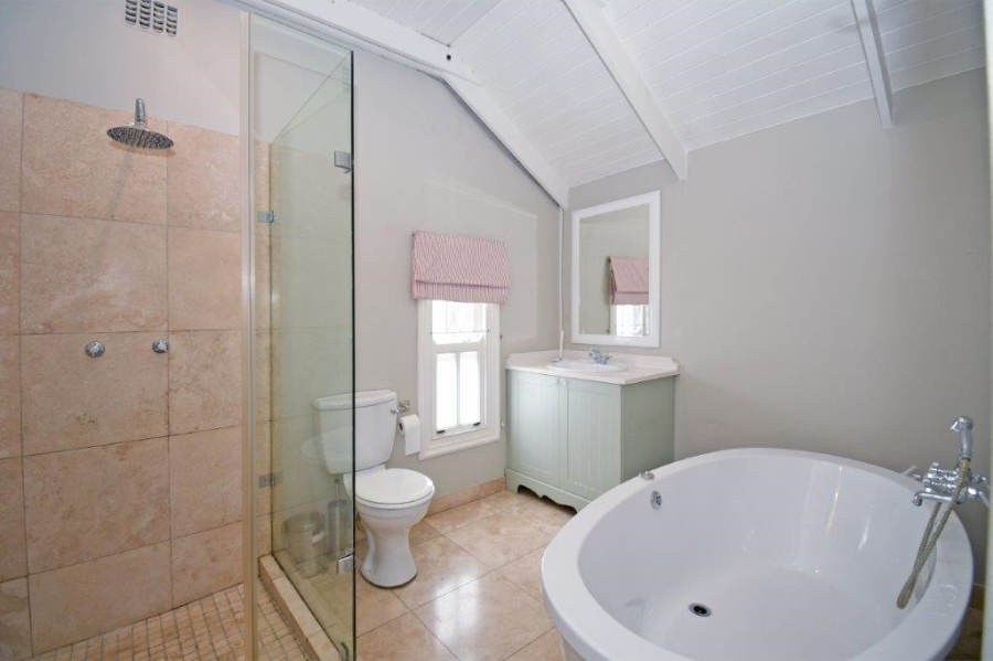 4 Bedroom Property for Sale in Waverley Gauteng