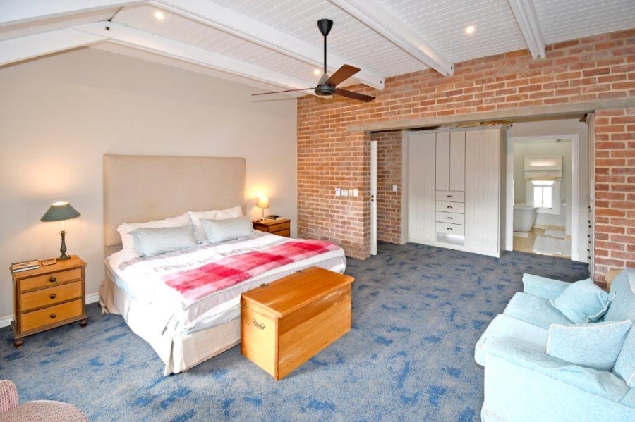 4 Bedroom Property for Sale in Waverley Gauteng