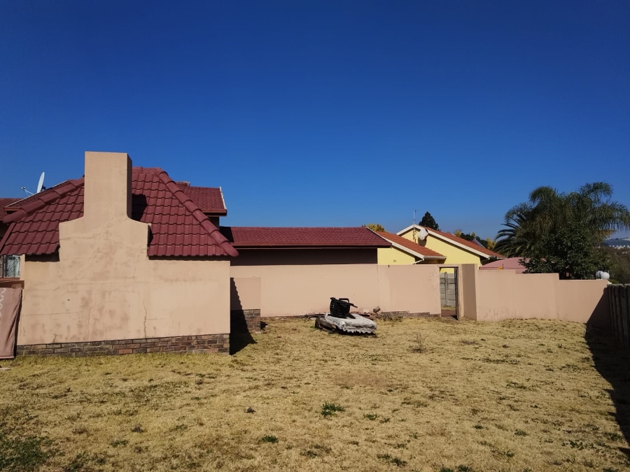 3 Bedroom Property for Sale in Birch Acres Gauteng