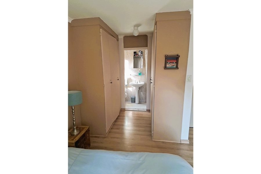 3 Bedroom Property for Sale in Val de Grace Gauteng