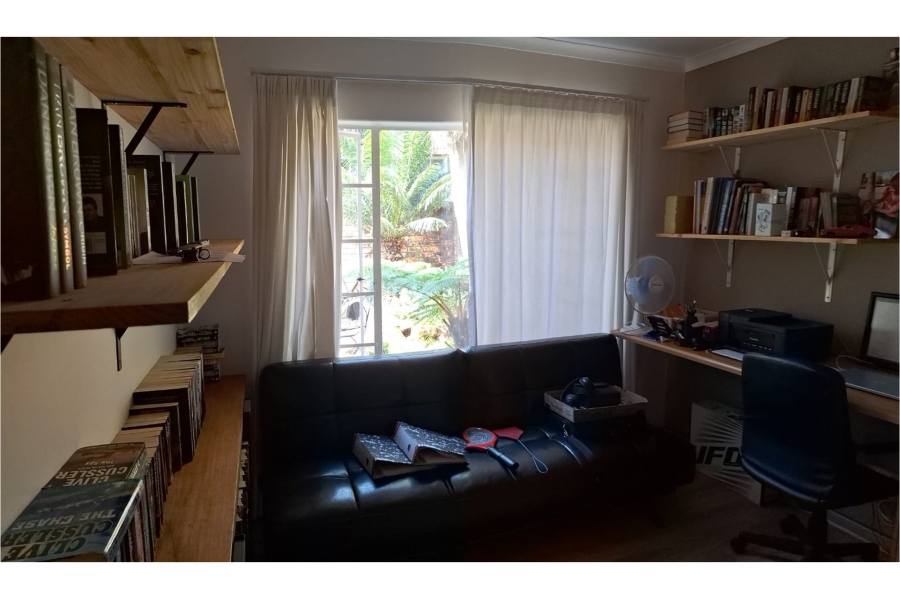 3 Bedroom Property for Sale in Val de Grace Gauteng