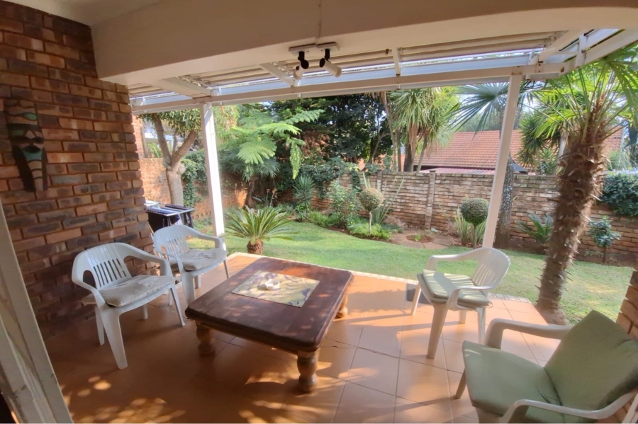3 Bedroom Property for Sale in Val de Grace Gauteng