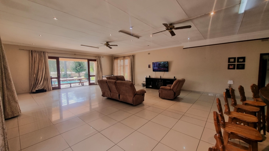 4 Bedroom Property for Sale in Lambton Gauteng