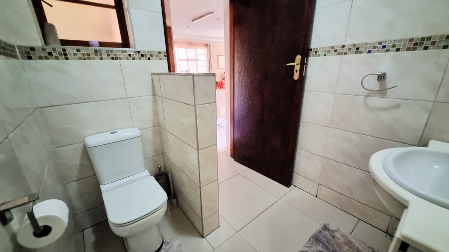 4 Bedroom Property for Sale in Lambton Gauteng
