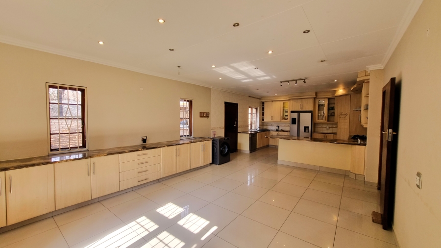 4 Bedroom Property for Sale in Lambton Gauteng