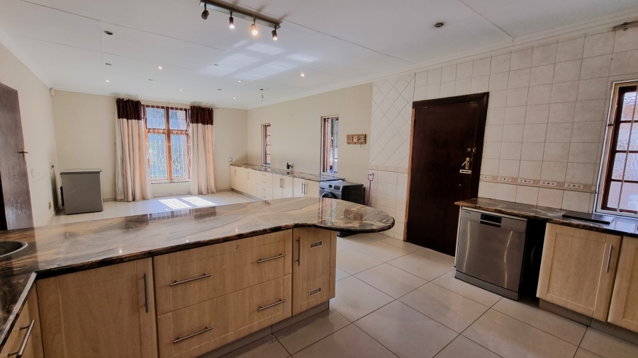 4 Bedroom Property for Sale in Lambton Gauteng