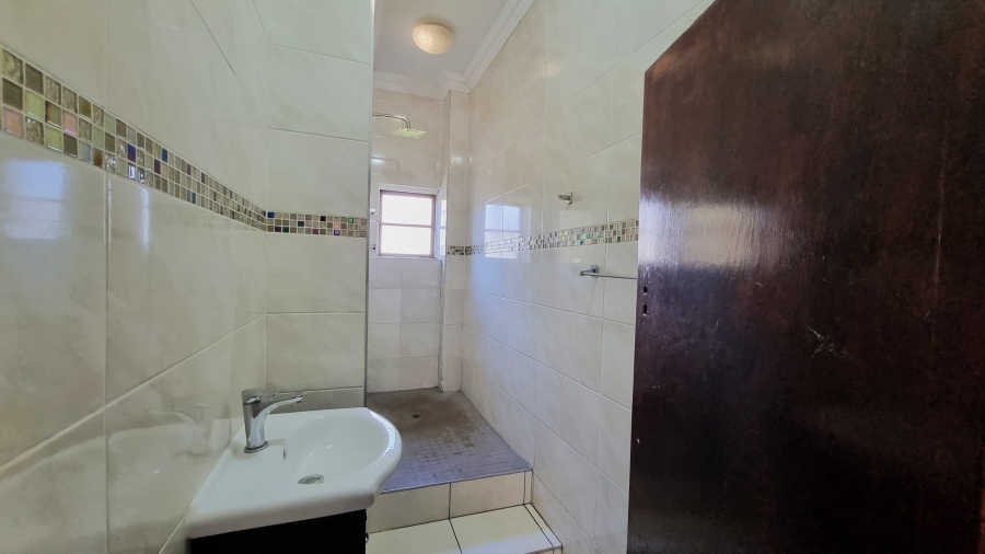 4 Bedroom Property for Sale in Lambton Gauteng