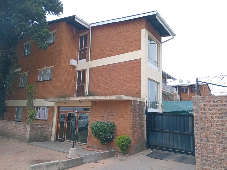 2 Bedroom Property for Sale in Kew Gauteng