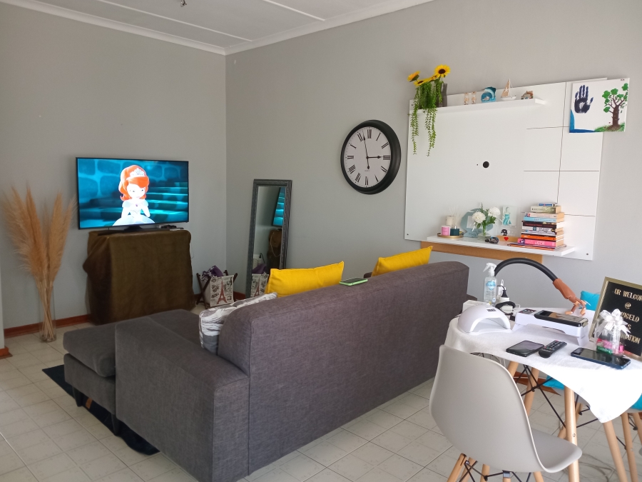 2 Bedroom Property for Sale in Kew Gauteng