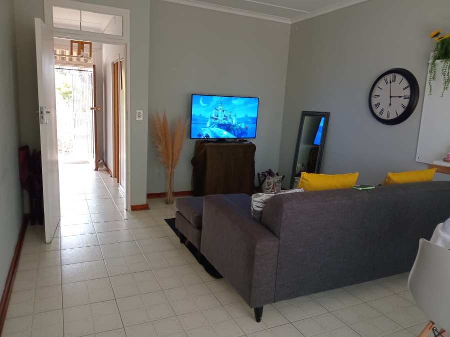 2 Bedroom Property for Sale in Kew Gauteng