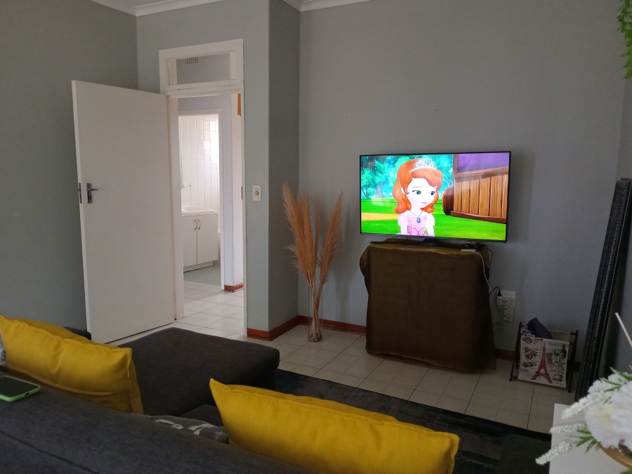 2 Bedroom Property for Sale in Kew Gauteng