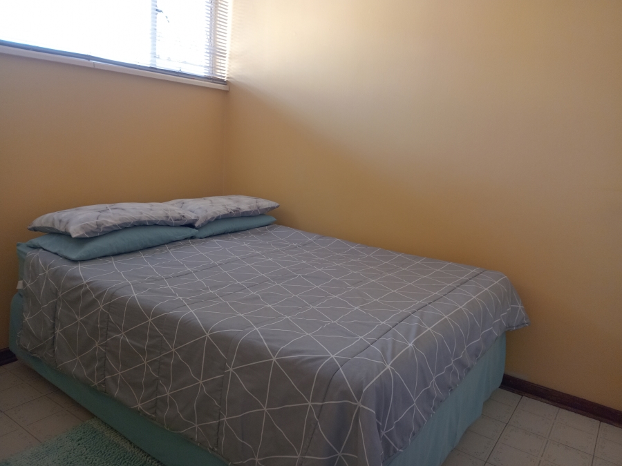 2 Bedroom Property for Sale in Kew Gauteng
