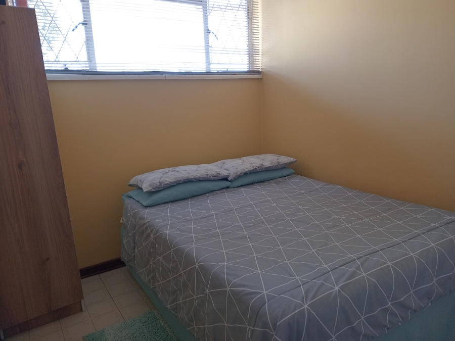 2 Bedroom Property for Sale in Kew Gauteng