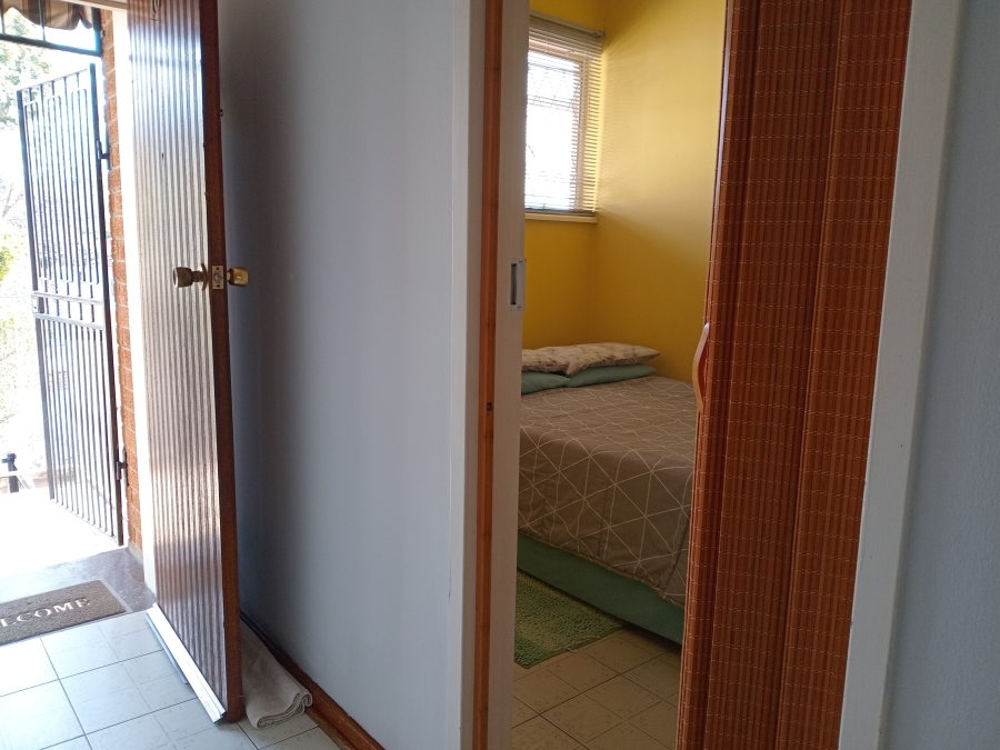 2 Bedroom Property for Sale in Kew Gauteng