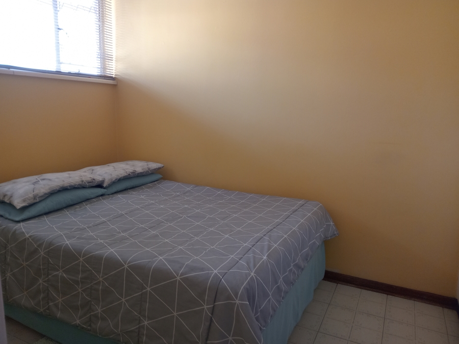 2 Bedroom Property for Sale in Kew Gauteng