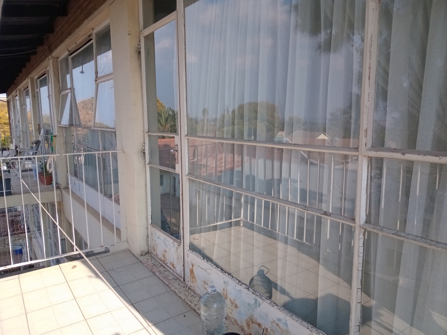 2 Bedroom Property for Sale in Kew Gauteng
