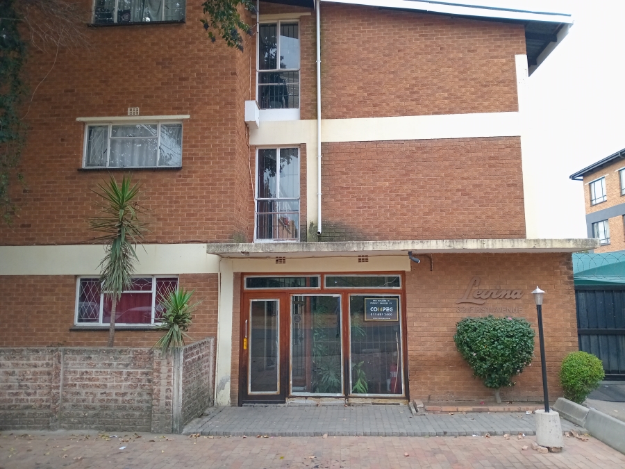 2 Bedroom Property for Sale in Kew Gauteng