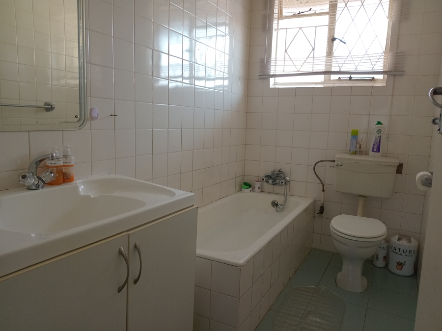 2 Bedroom Property for Sale in Kew Gauteng