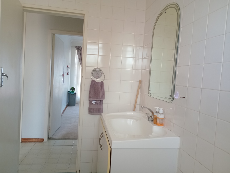 2 Bedroom Property for Sale in Kew Gauteng