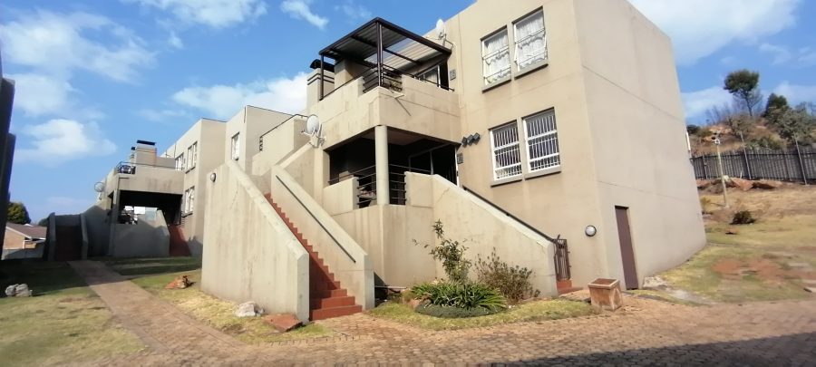 3 Bedroom Property for Sale in Breaunanda Gauteng