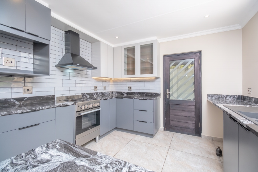 3 Bedroom Property for Sale in Lonehill Gauteng