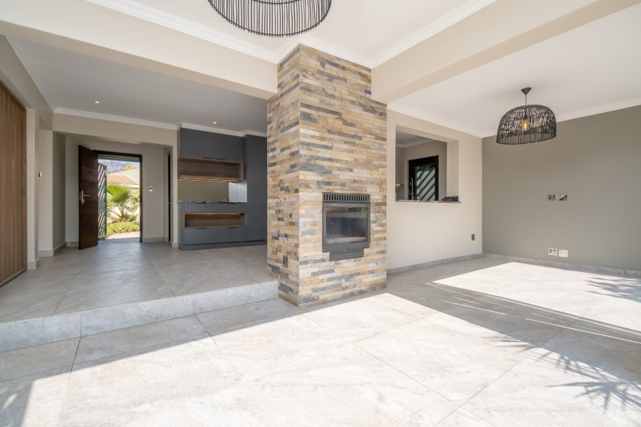 3 Bedroom Property for Sale in Lonehill Gauteng