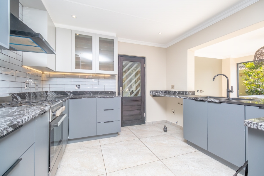 3 Bedroom Property for Sale in Lonehill Gauteng