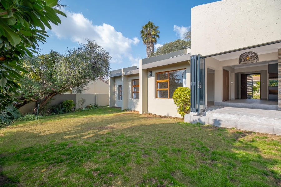 3 Bedroom Property for Sale in Lonehill Gauteng