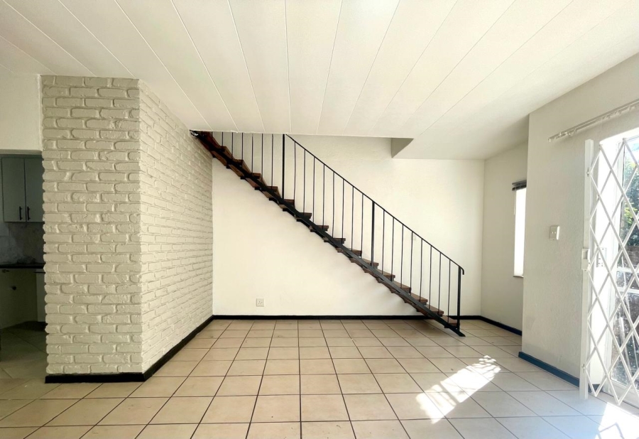2 Bedroom Property for Sale in Pretoria North Gauteng