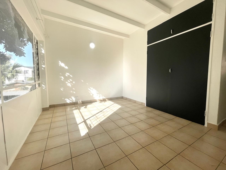 2 Bedroom Property for Sale in Pretoria North Gauteng