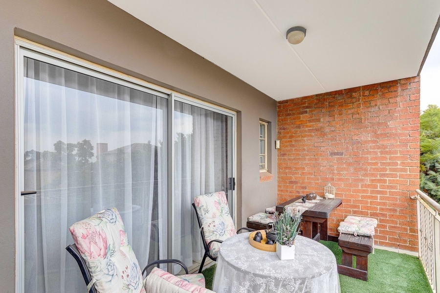2 Bedroom Property for Sale in Sonneglans Gauteng