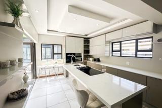 4 Bedroom Property for Sale in Helderwyk Gauteng