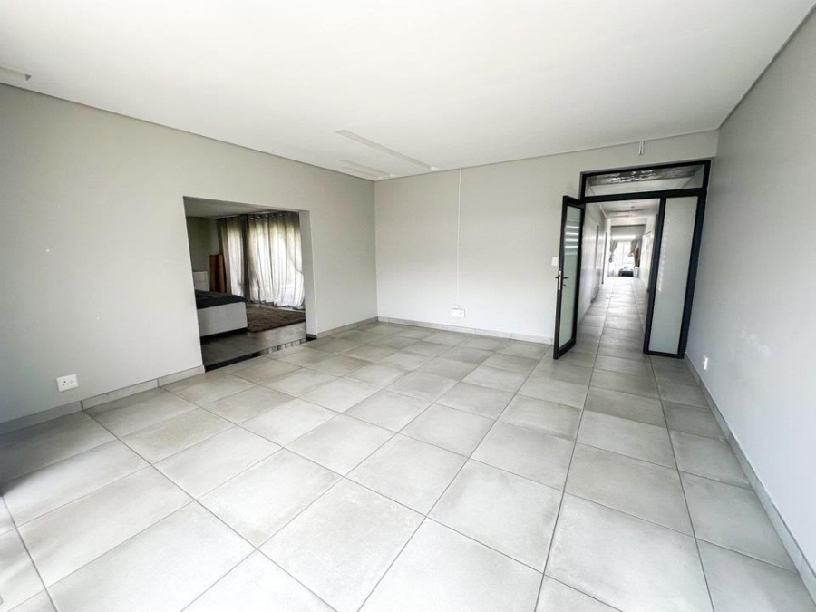 4 Bedroom Property for Sale in Helderwyk Gauteng