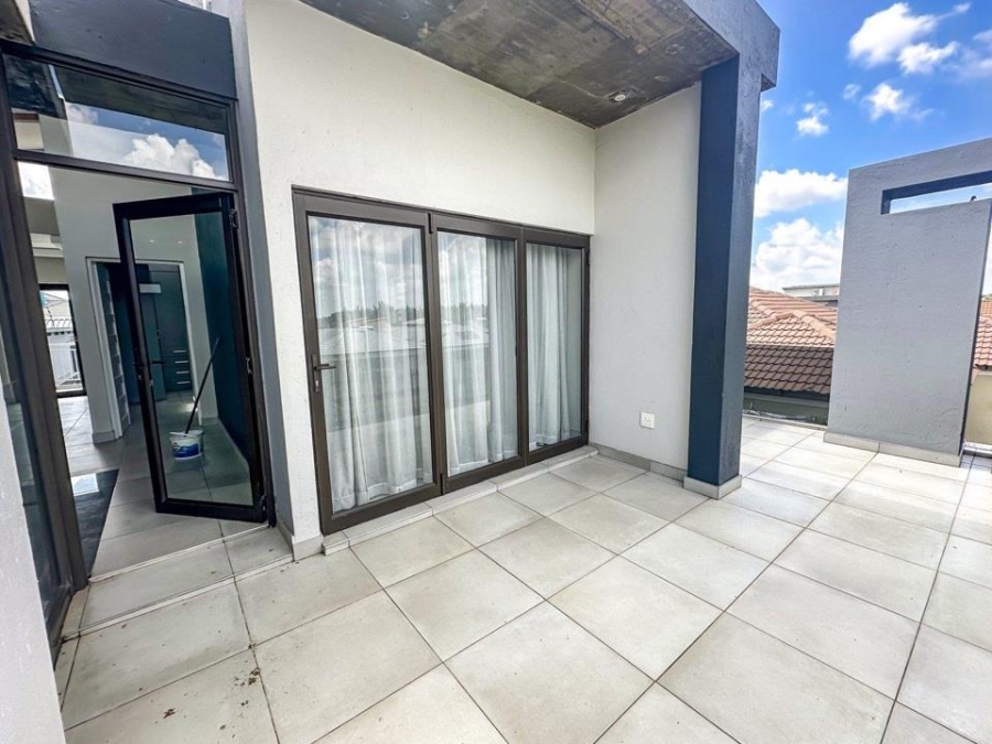 4 Bedroom Property for Sale in Helderwyk Gauteng