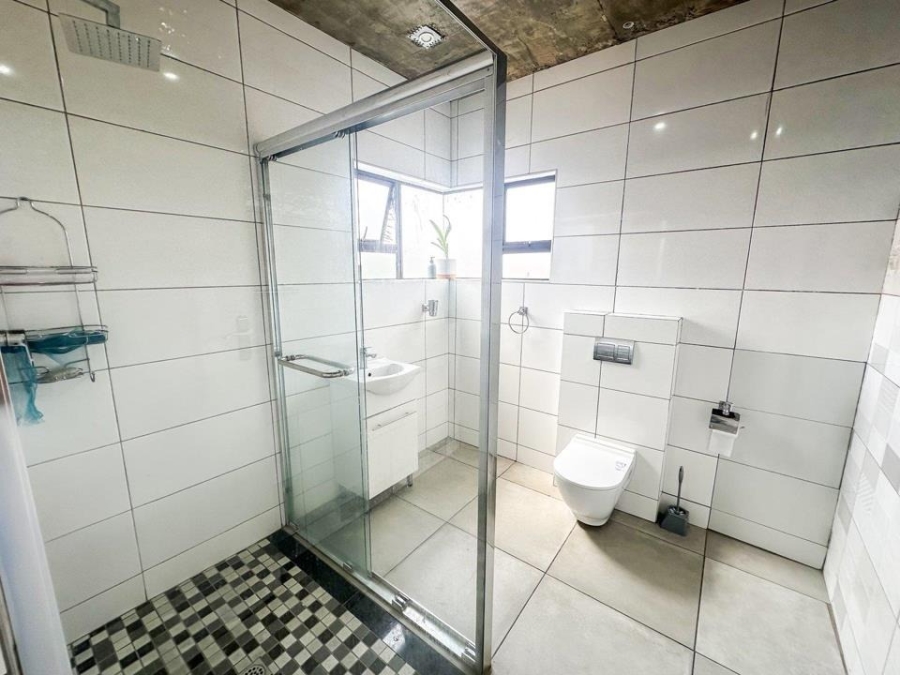 4 Bedroom Property for Sale in Helderwyk Gauteng